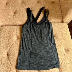 Lululemon black top